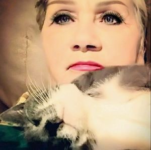 Meet your Posher, Gail